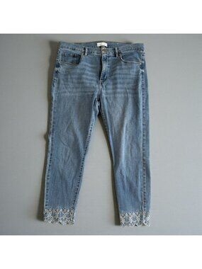 ANN TAYLOR LOFT Embroidered Skinny Crop Soft jeans Size 12 / 31